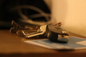 Zatrzaśnięte auto – wymiana zamków. Awaryjne otwieranie samochodu, naprawa zamków Katowice