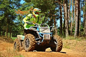 Wszędowłazy, czyli co? Zilla quad