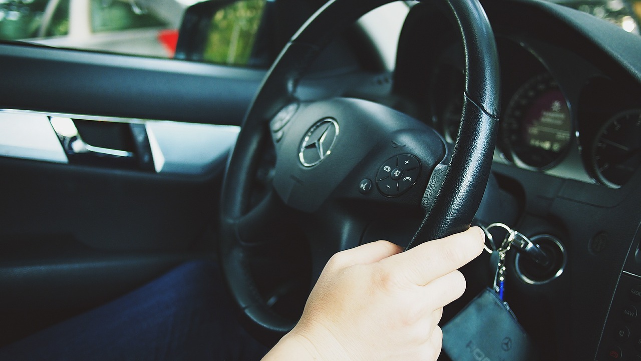 Konserwacja hamulców samochodowych: Jak utrzymać hamulce w dobrym stanie